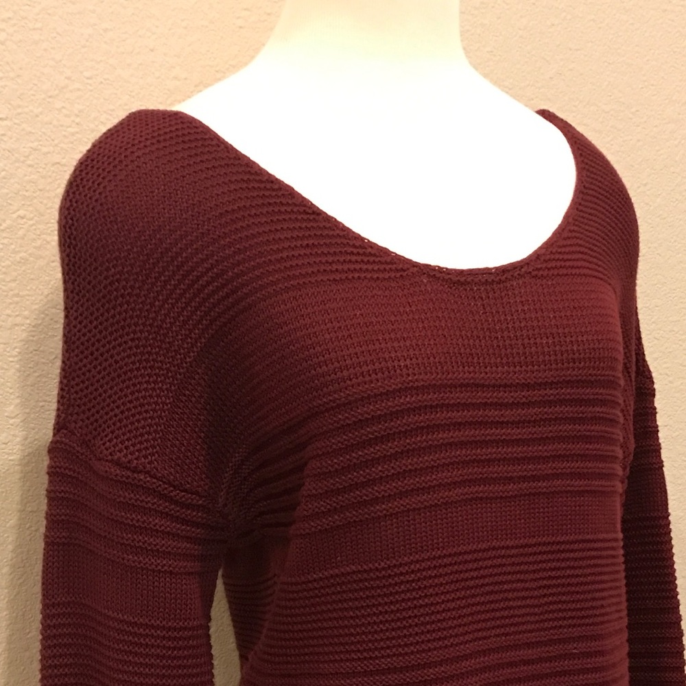 🔻NWT, Pink rose sweater, size Large